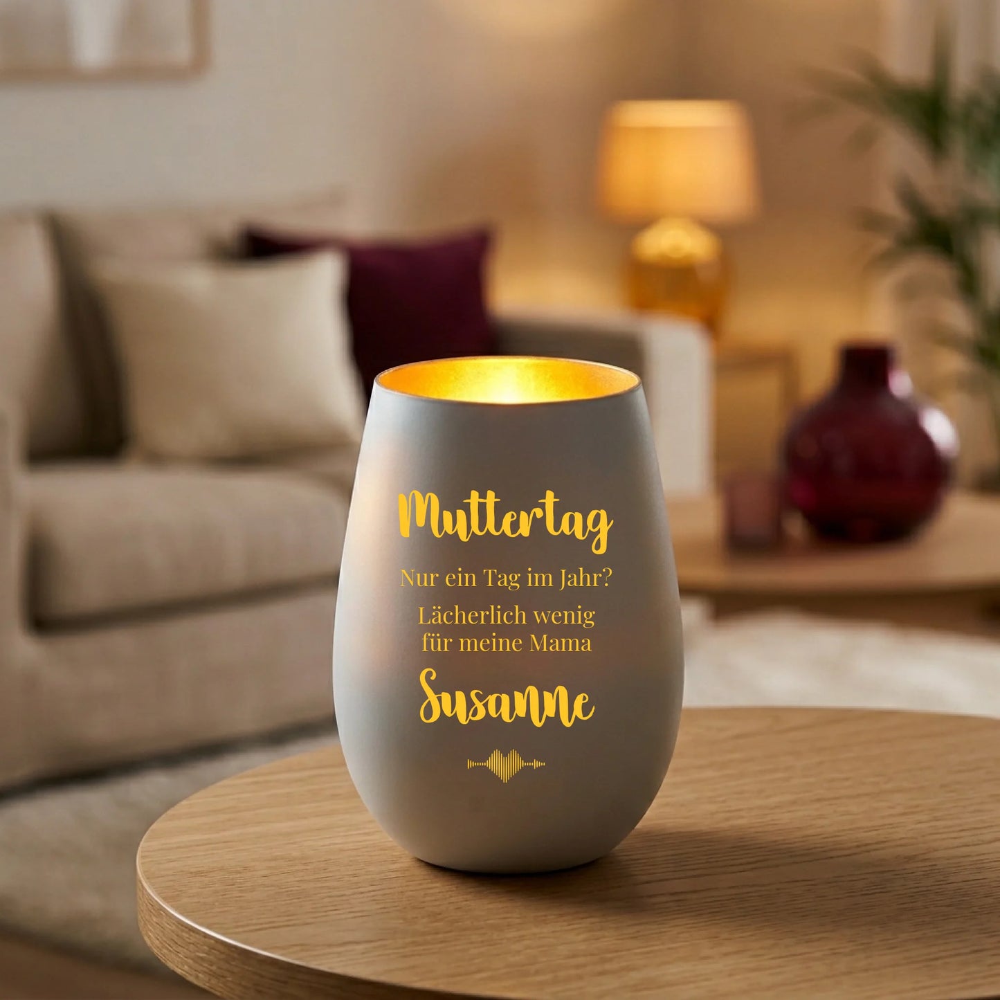 Mockup Laterne weiß gold